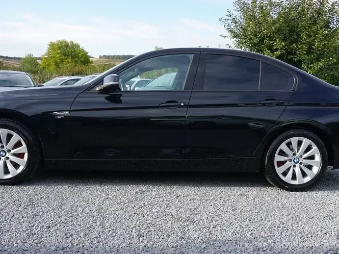 BMW Seria 3 F30/F31/F34 318d Aut. Blue Performance Sport Line