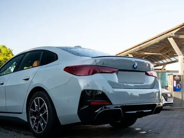 BMW i4 eDrive35
