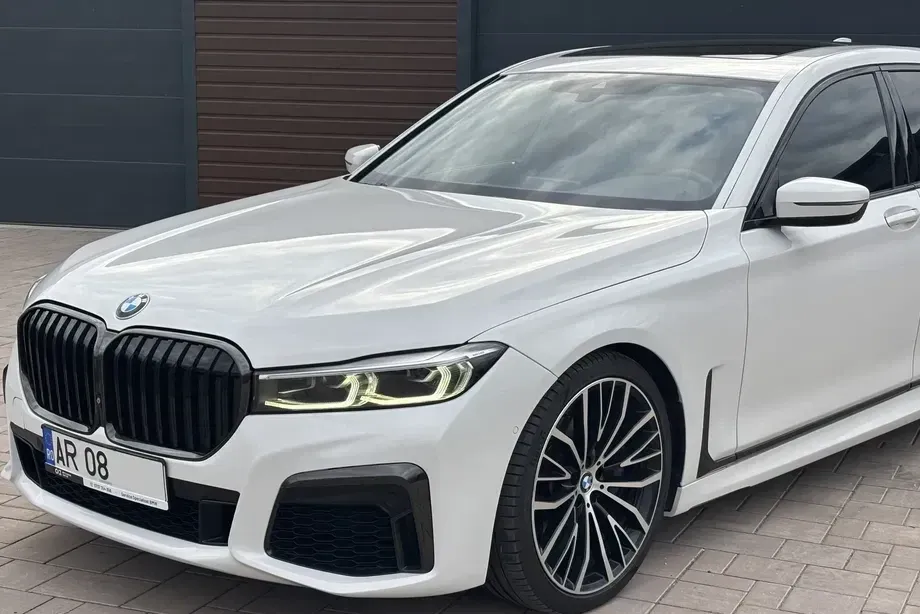 BMW Seria 7 G11/G12 740Li — imagine 3