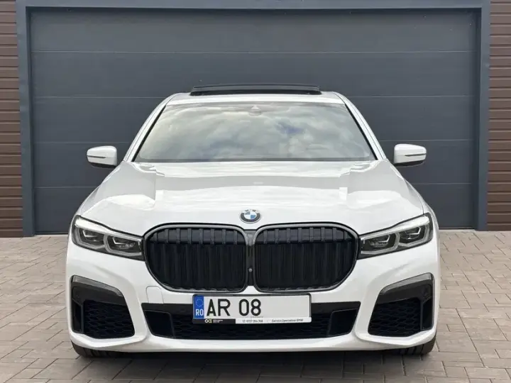 BMW Seria 7 G11/G12 740Li