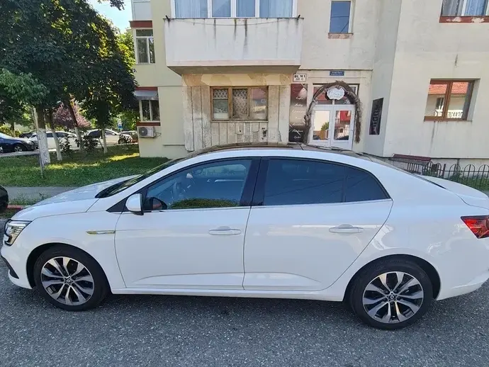 Renault Mégane IV TCe 140 EDC GPF Techno