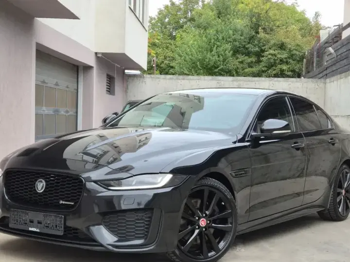 Jaguar XE D200 Aut. R-Dynamic SE
