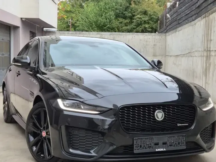 Jaguar XE D200 Aut. R-Dynamic SE