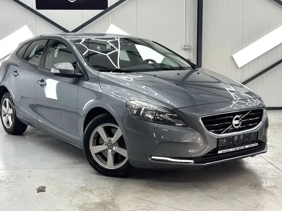 Volvo V40 II D2 Geartronic Momentum — imagine 5