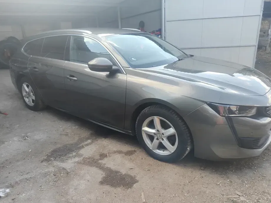 Peugeot 508 II BlueHDi 130 EAT8 Allure Pack — imagine 6