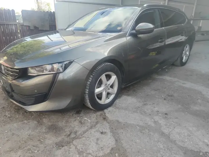 Peugeot 508 II BlueHDi 130 EAT8 Allure Pack