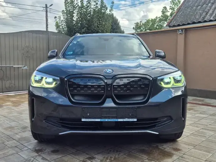 BMW iX3 Impressive