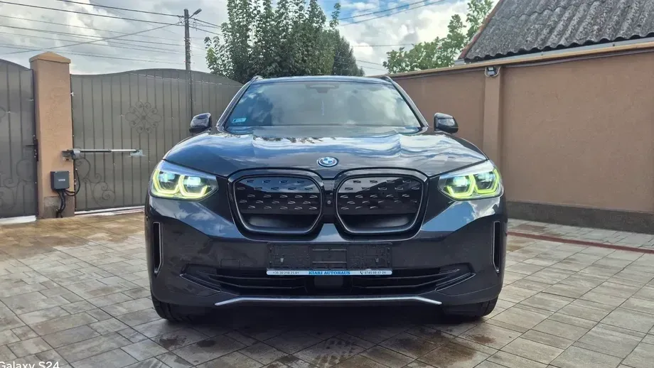 BMW iX3 Impressive — imagine 2