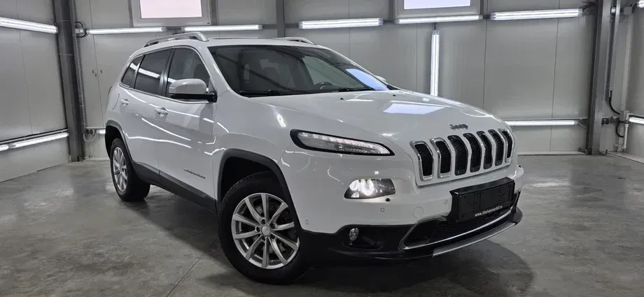 Jeep Cherokee — imagine 2