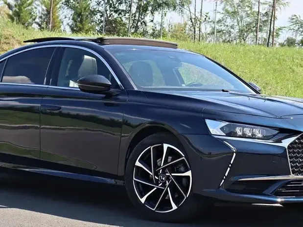 DS Automobiles DS 9