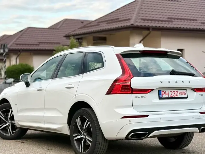 Volvo XC 60 II T5 Geartronic RDesign