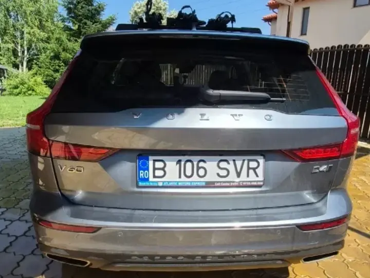 Volvo V60 II D4 AWD Momentum