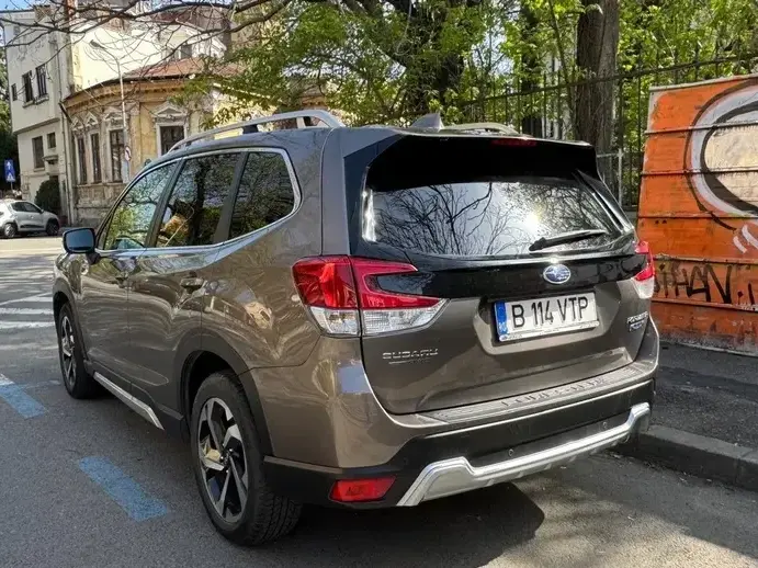 Subaru Forester 2.0 e-Boxer MHEV LinearTronic Premium
