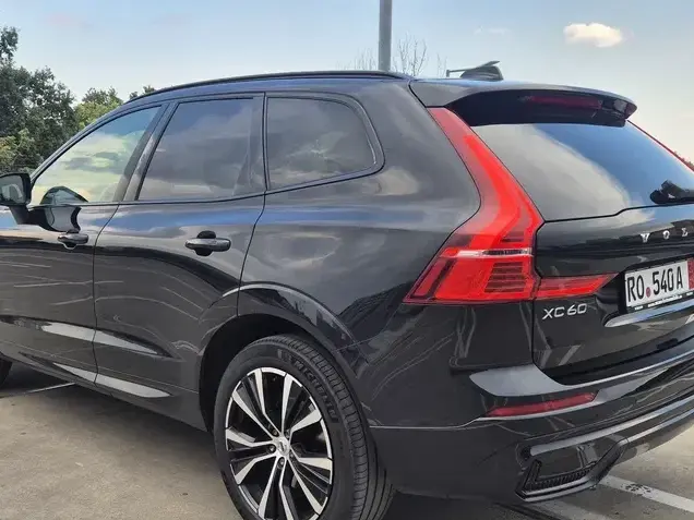 Volvo XC 60 II B4 MHEV AT AWD Ultimate Dark