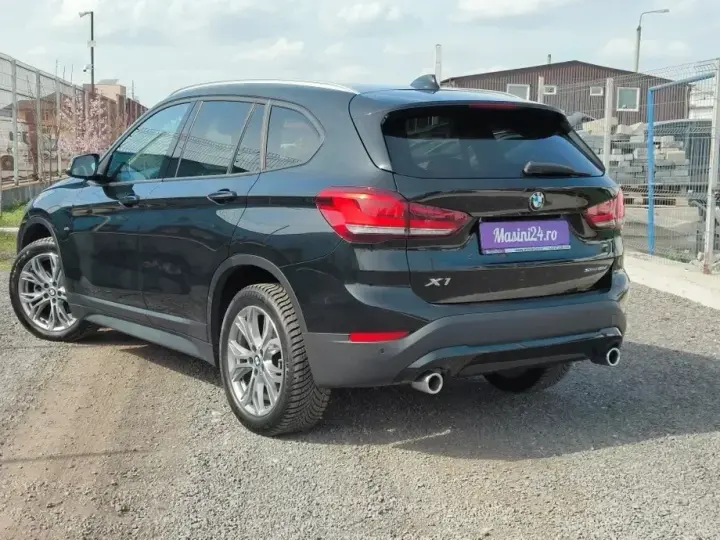 BMW X1 F48