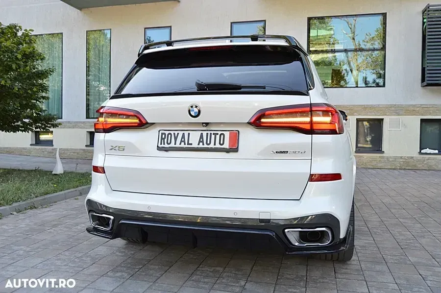 BMW X5 xDrive30d — imagine 5