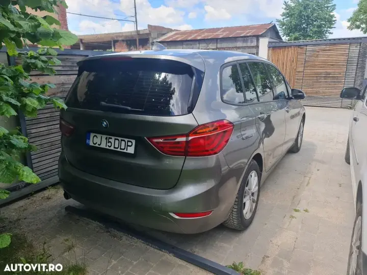 BMW Seria 2 216d Advantage