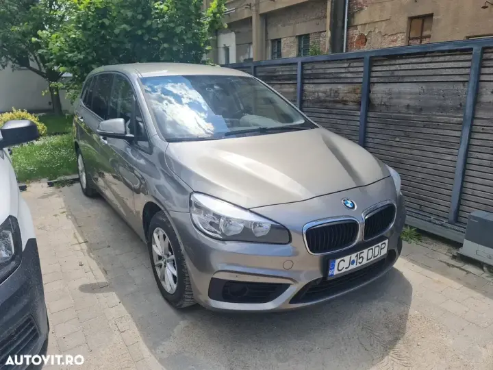 BMW Seria 2 216d Advantage