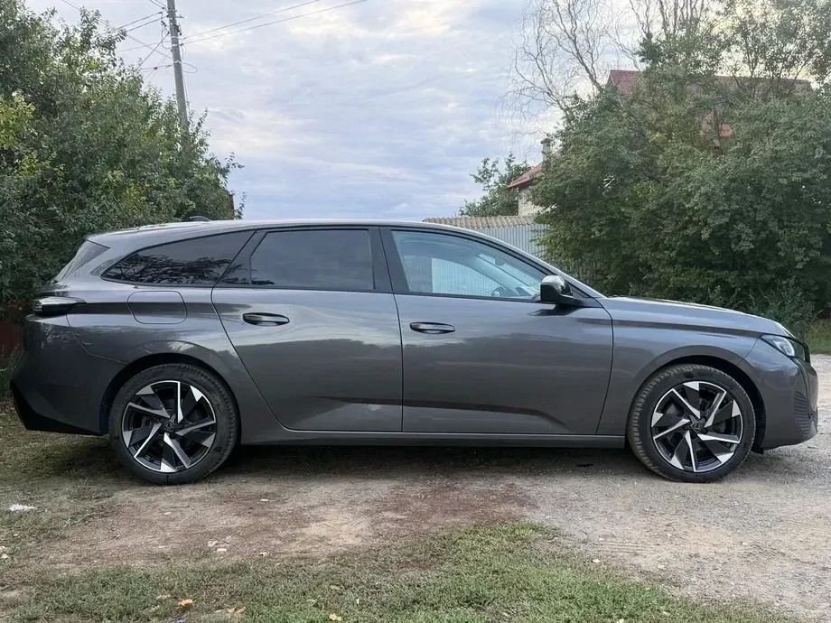 Peugeot 308 III BlueHDi 130 EAT8 Stop & Start Active Pack — imagine 4