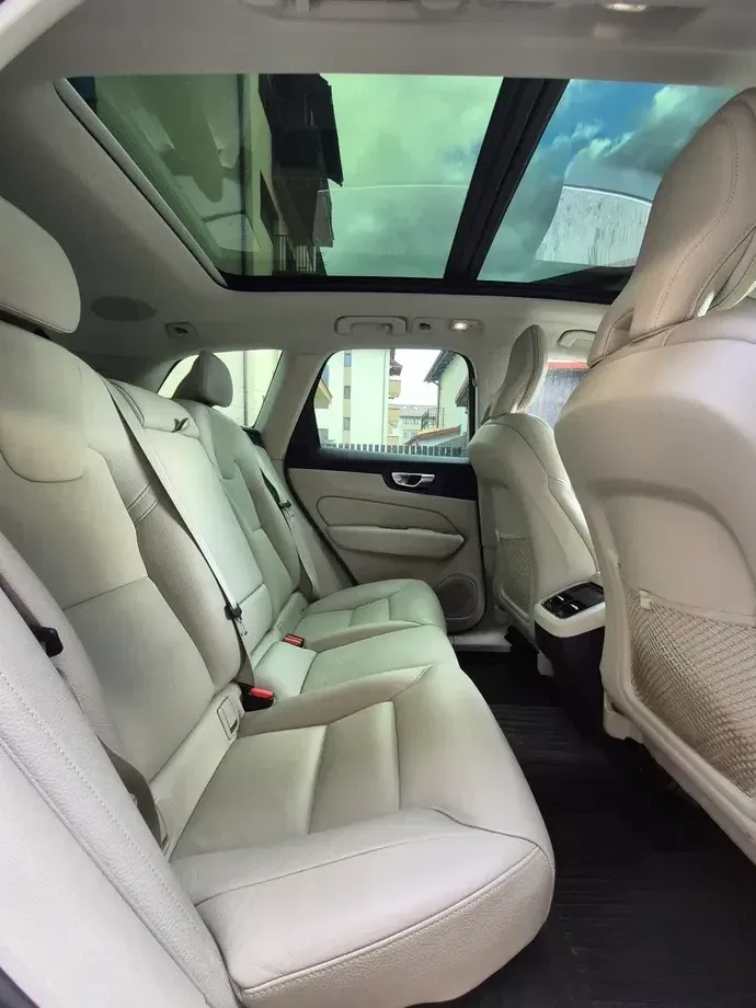 Volvo XC 60 II B5 MHEV AWD Inscription — imagine 5