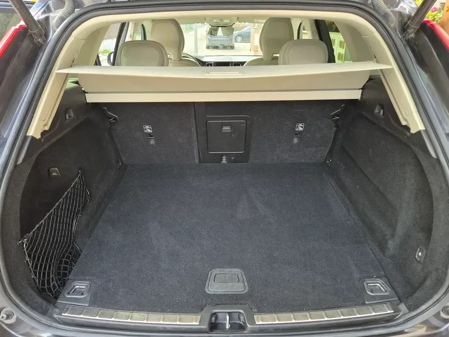 Volvo XC 60 II B5 MHEV AWD Inscription — imagine 4