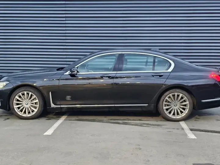 BMW Seria 7 G11/G12 740d xDrive MHEV