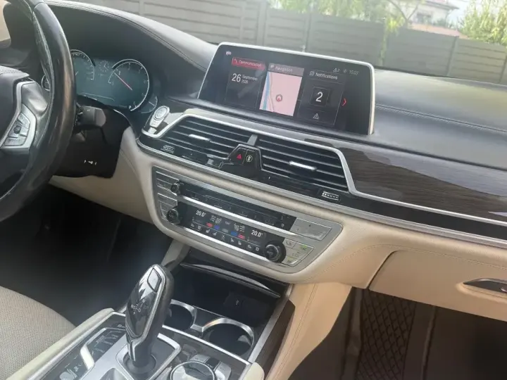BMW Seria 7 G11/G12 740Ld xDrive