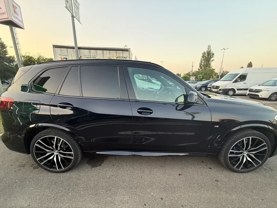 BMW X5 G05 xDrive45e — imagine 2