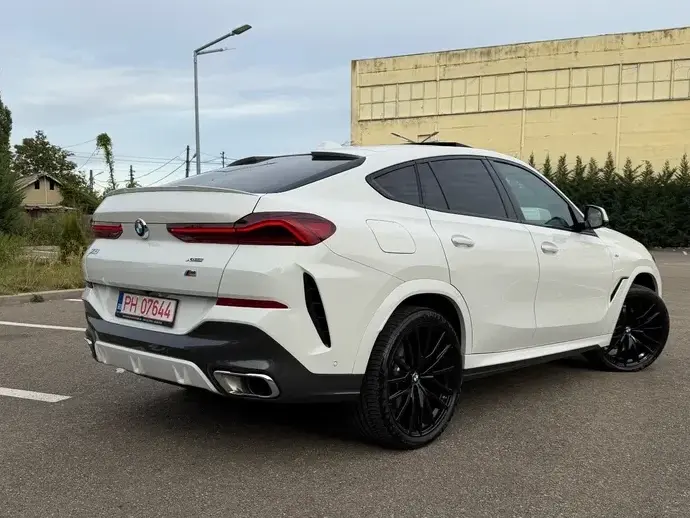 BMW X6 G06 xDrive30d AT MHEV