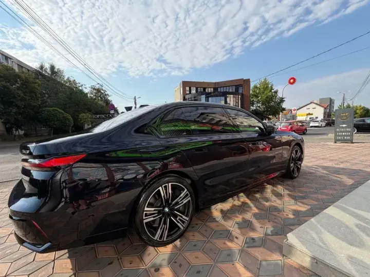 BMW Seria 7
