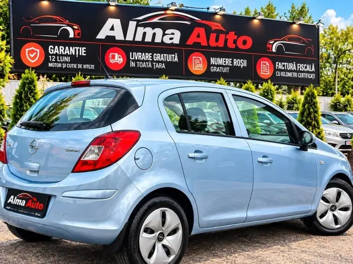 Opel Corsa D 1.0i Essentia