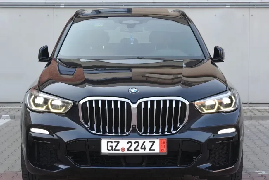 BMW X5 xDrive30d — imagine 2