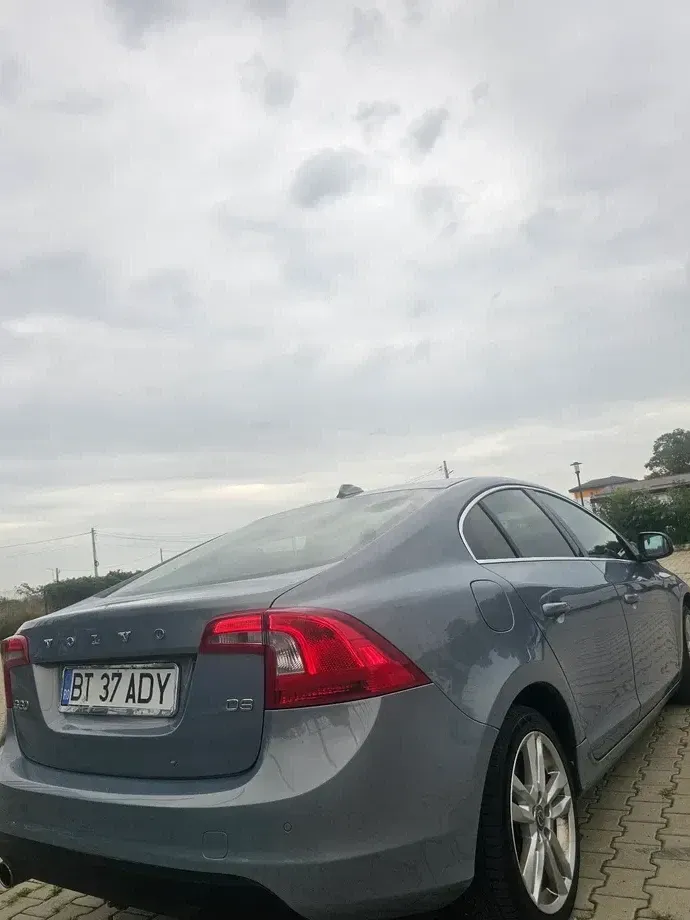 Volvo S60 II D3 Start-Stop Rdesign — imagine 4