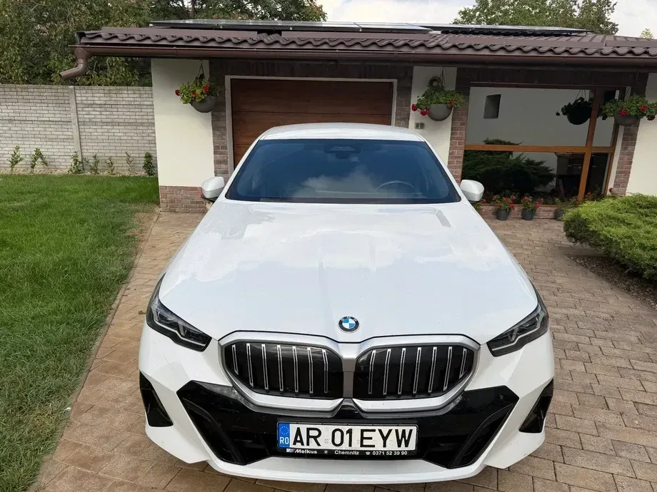 BMW Seria 5 G60/G61 520i Aut. — imagine 4