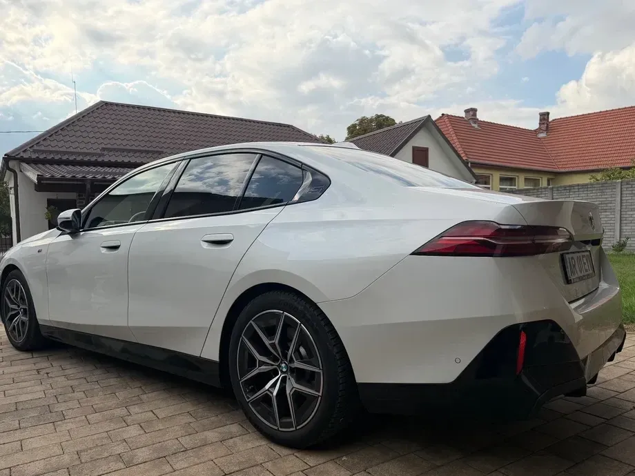 BMW Seria 5 G60/G61 520i Aut. — imagine 5