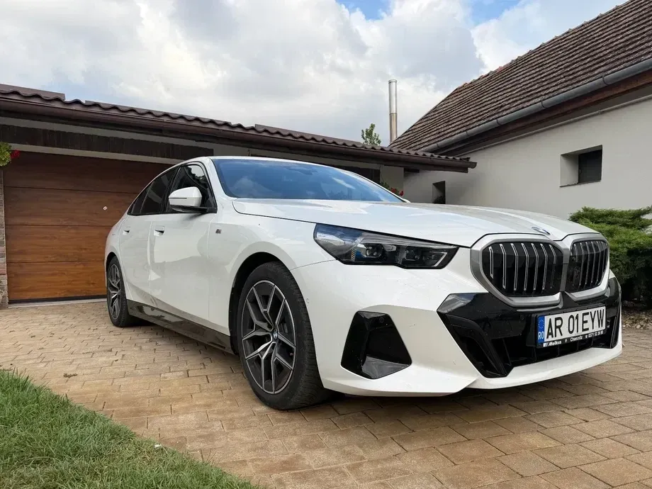 BMW Seria 5 G60/G61 520i Aut. — imagine 2