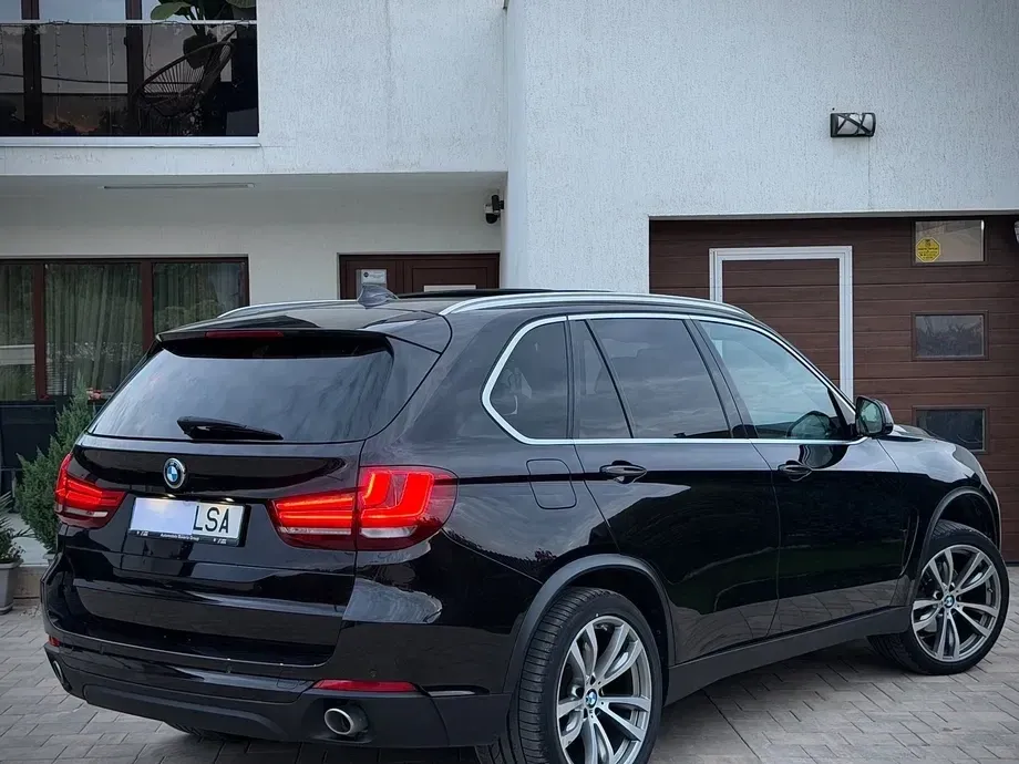 BMW X5 F15 xDrive30d Sport-Aut. — imagine 4