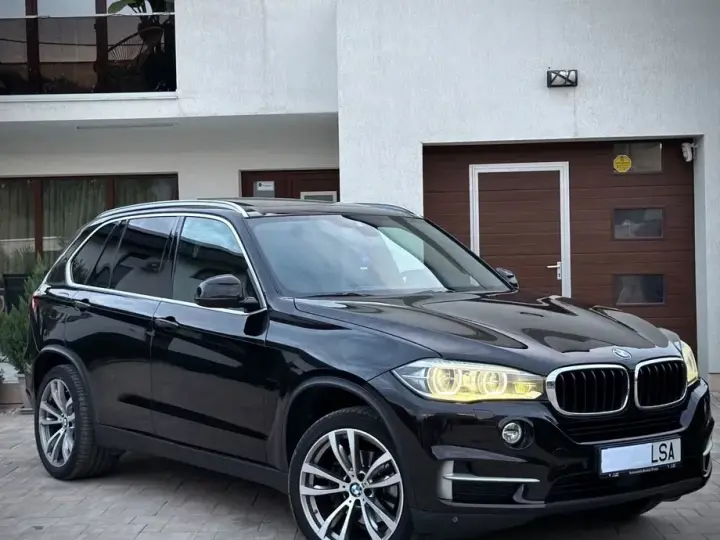 BMW X5 F15 xDrive30d Sport-Aut.