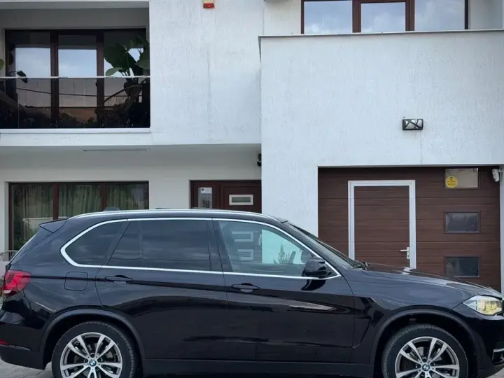 BMW X5 F15 xDrive30d Sport-Aut.