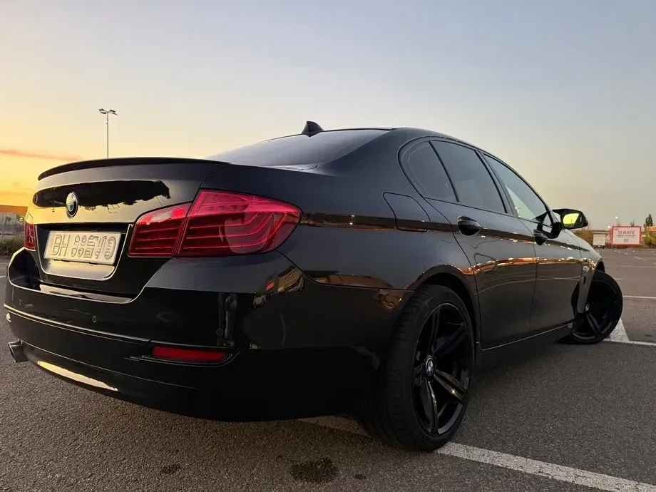 BMW Seria 5 F10/F11/F07 518d Aut. — imagine 4