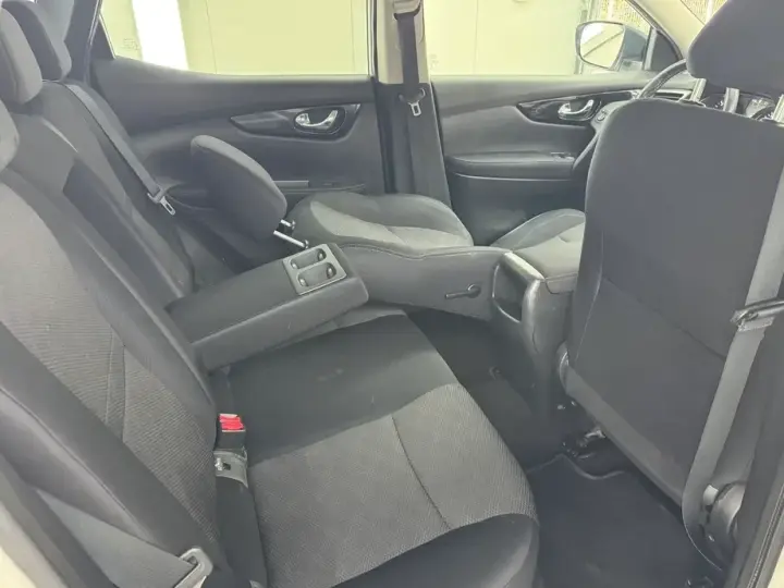Nissan Qashqai II 1.6 DCI Xtronic N-Connecta
