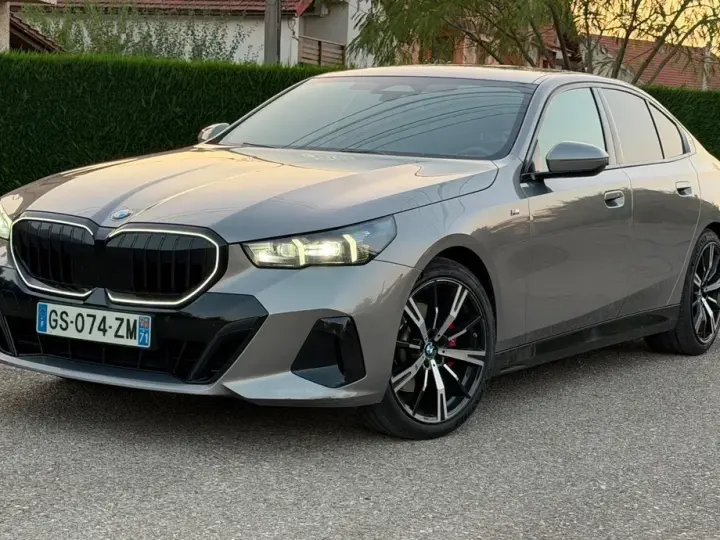 BMW Seria 5 520d xDrive Aut.