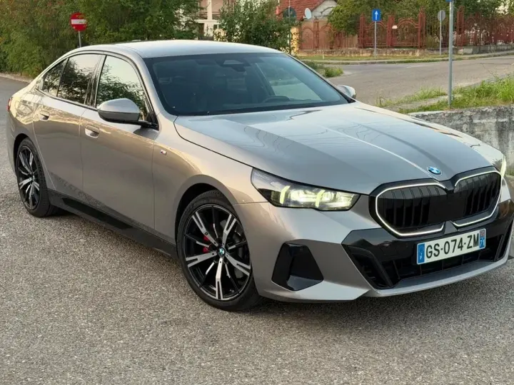 BMW Seria 5 520d xDrive Aut.