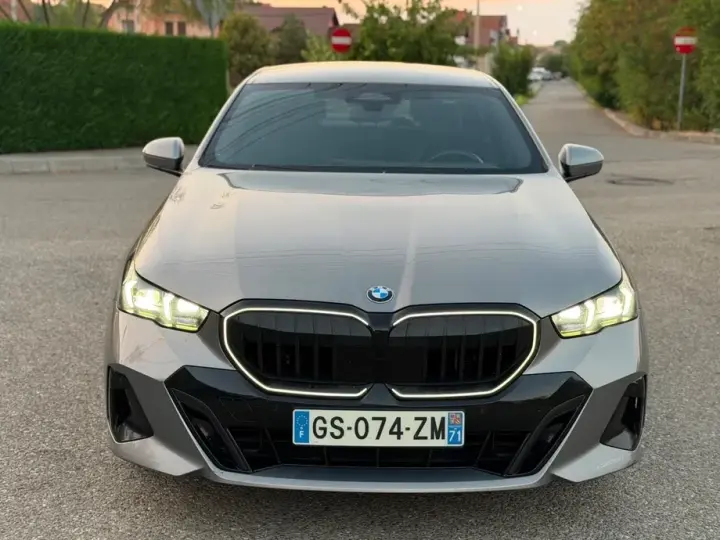 BMW Seria 5 520d xDrive Aut.