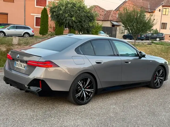 BMW Seria 5 520d xDrive Aut.