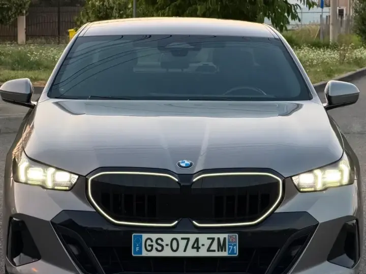 BMW Seria 5 520d xDrive Aut.
