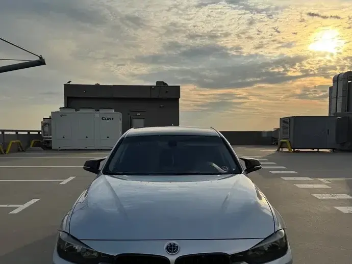 BMW Seria 3 F30/F31/F34 318d Aut. Luxury Line