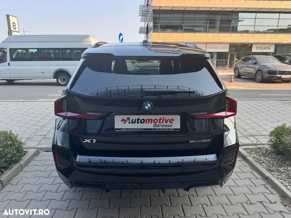 BMW X1 sDrive20i Aut. M Sportpaket — imagine 4