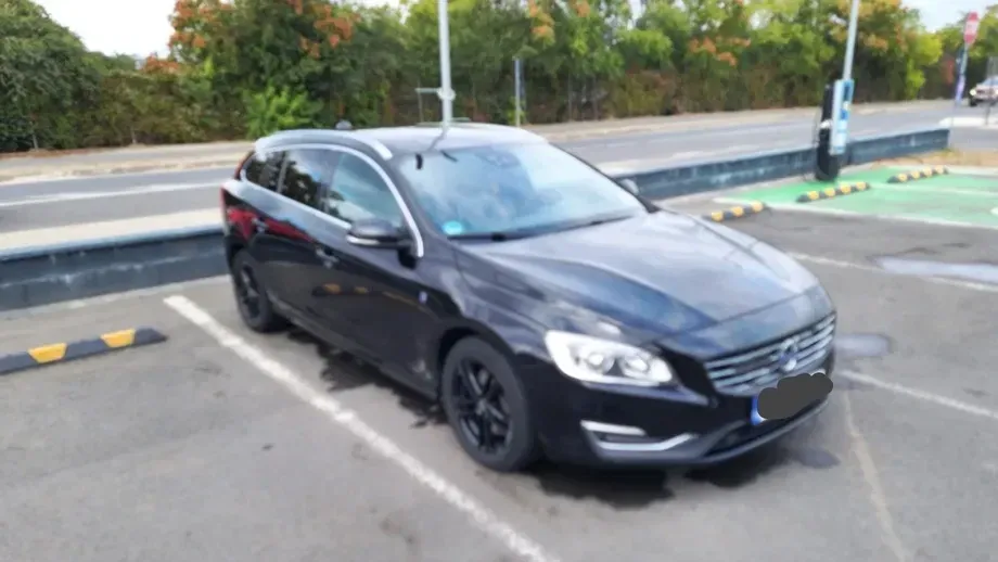 Volvo V60 I D5 AWD Geartronic Ocean Race — imagine 2