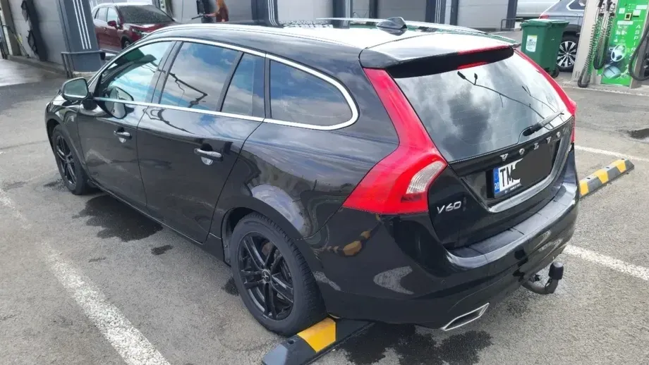Volvo V60 I D5 AWD Geartronic Ocean Race — imagine 3